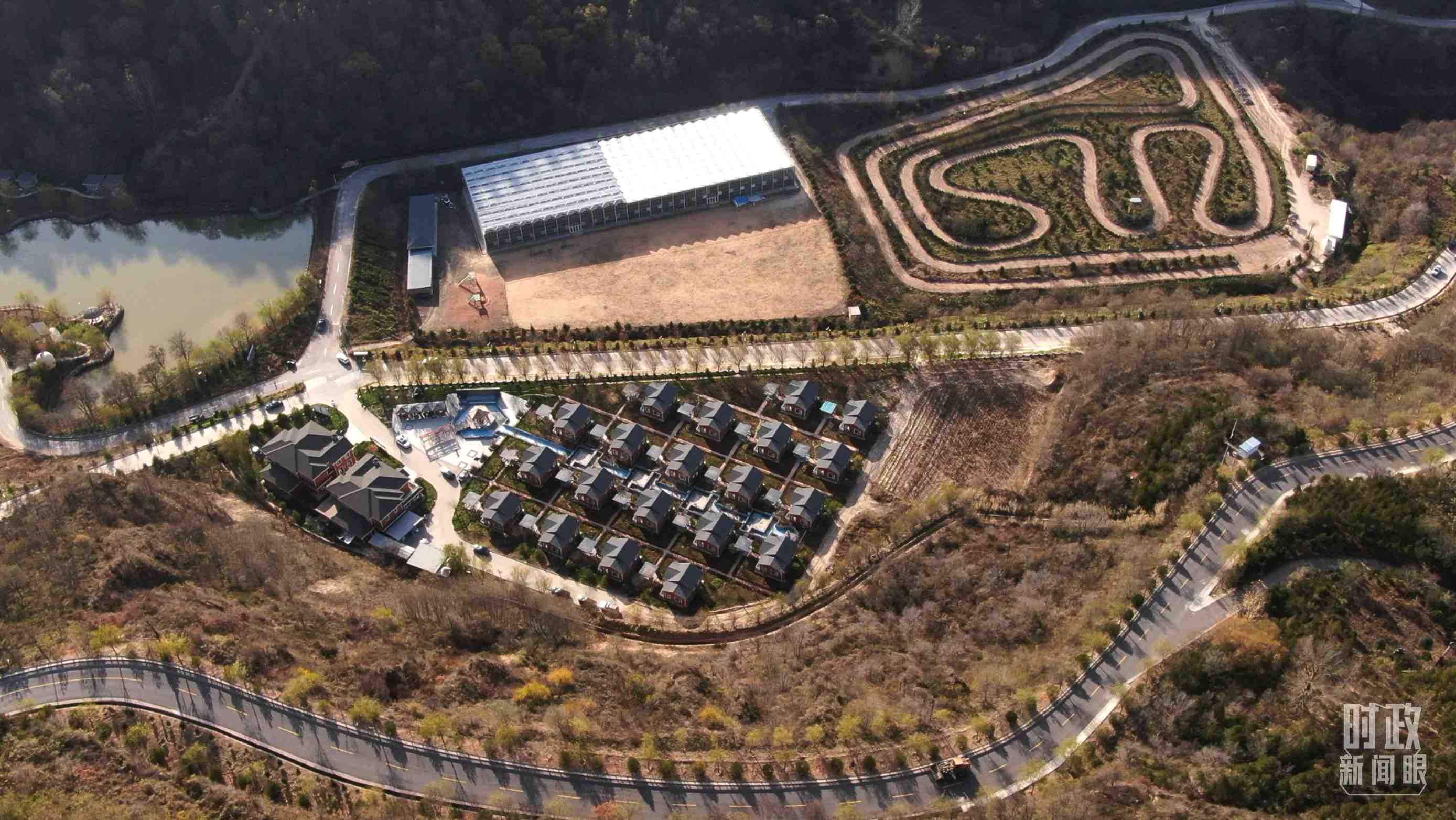 △延安市安塞區(qū)高橋鎮(zhèn)南溝村。2022年10月，總書記曾到這里考察調(diào)研。（總臺記者劉海濤、錢金庫拍攝）