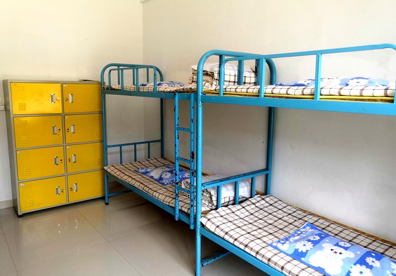 學(xué)生住宿午休的宿舍。人民網(wǎng)記者 孫博洋攝