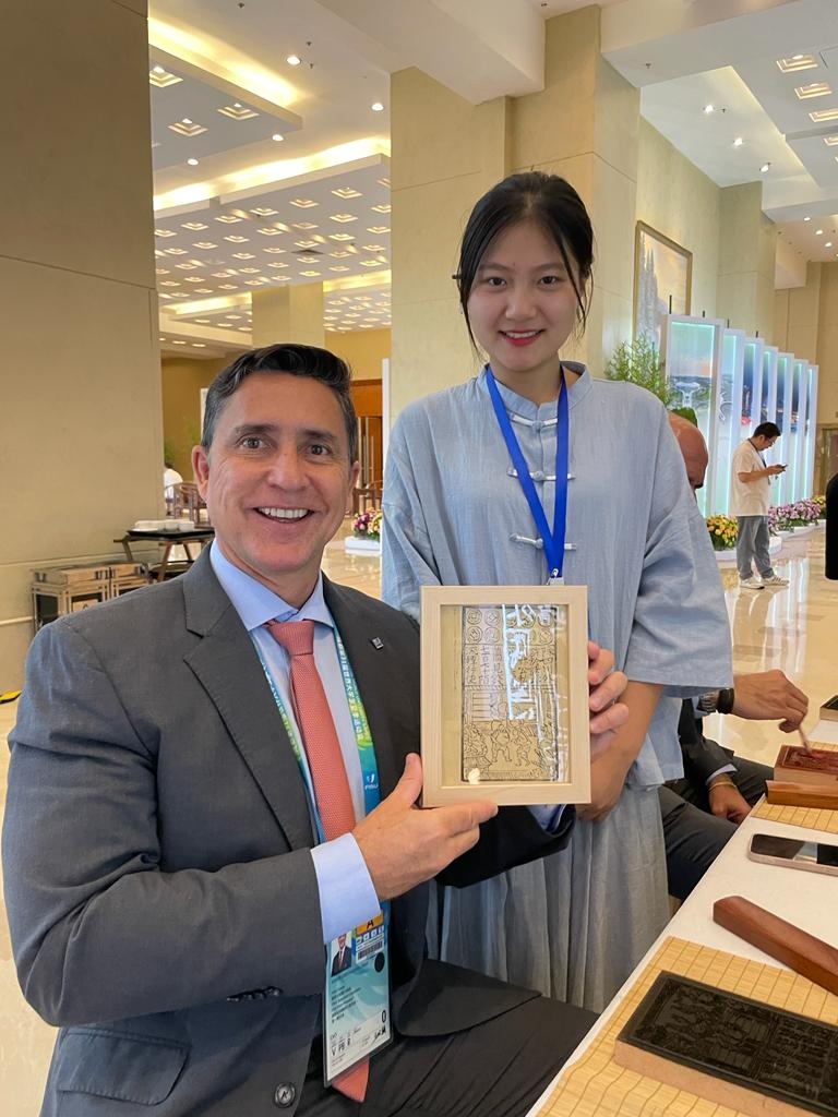 巴西大學(xué)生體育聯(lián)合會(huì)主席盧西亞諾·卡布拉爾。受訪者供圖