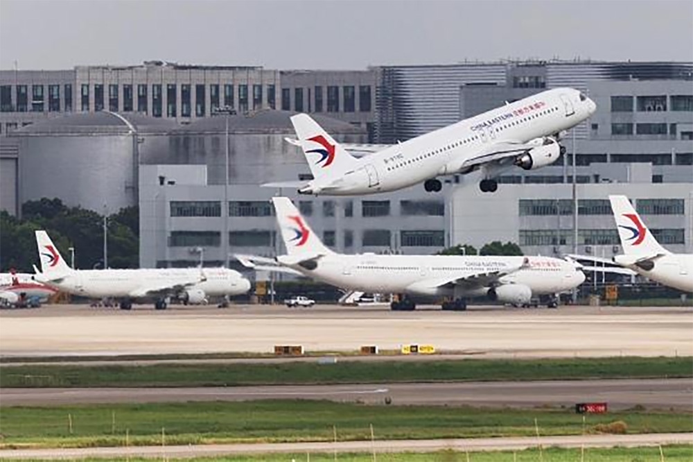 2023年8月2日，東航第二架國產(chǎn)C919大型客機(jī)執(zhí)飛滬蓉空中快線。