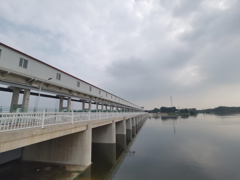 圖為獨流減河進洪南閘。新華社記者 劉惟真 攝