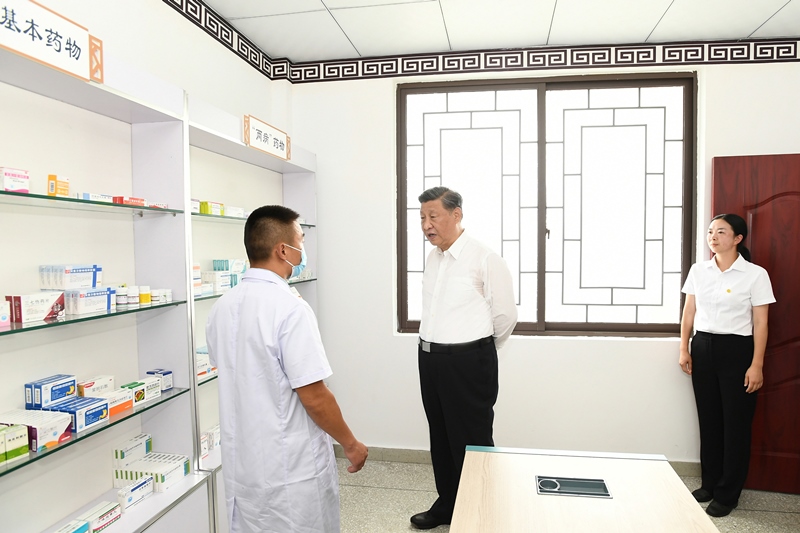 2022年6月8日，習近平總書記在四川眉山東坡區(qū)太和鎮(zhèn)永豐村考察。