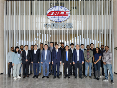 中國土木福州設(shè)計(jì)院埃塞分院團(tuán)隊(duì)合影。受訪對象供圖