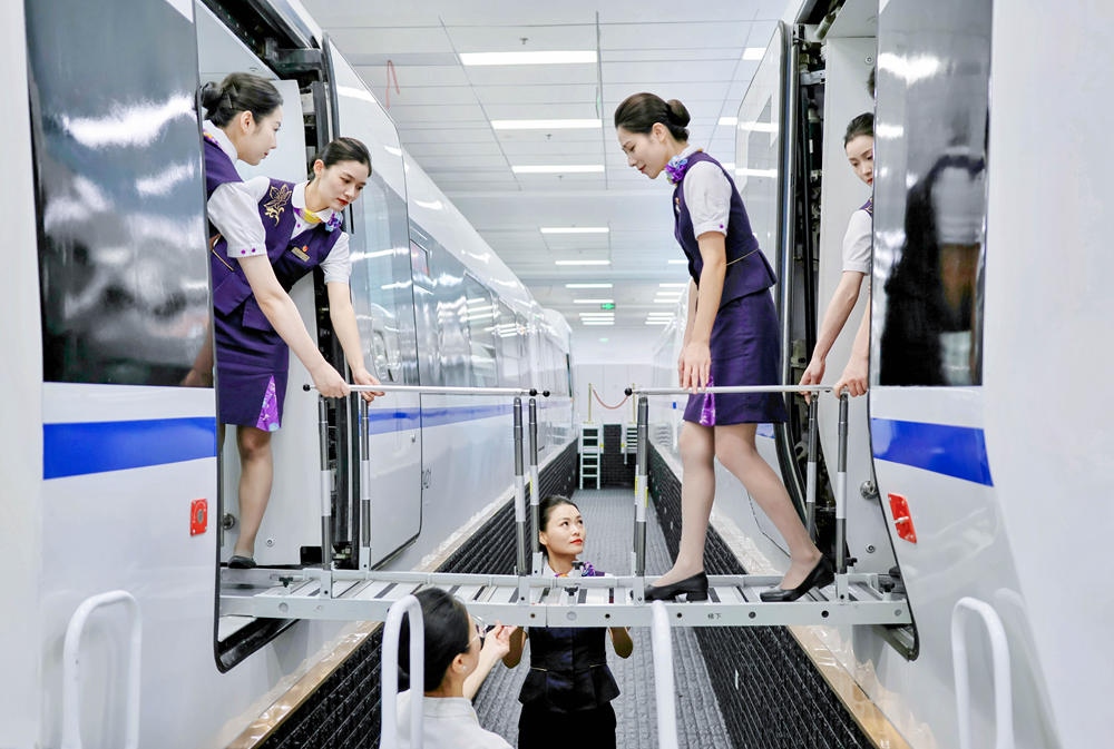 應(yīng)急處置培訓(xùn)。