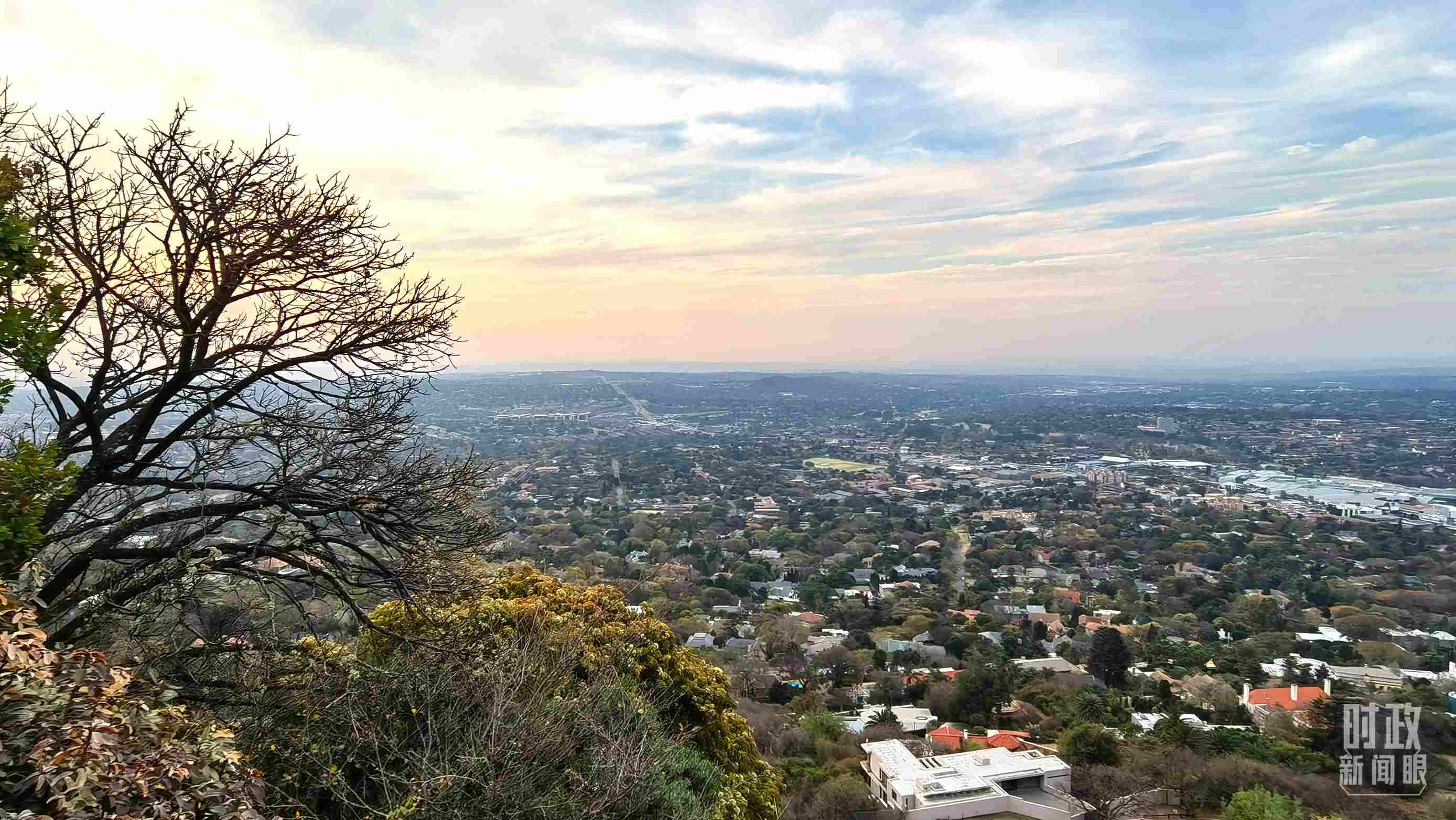 △南非約翰內(nèi)斯堡。（總臺央視記者韓銳拍攝）