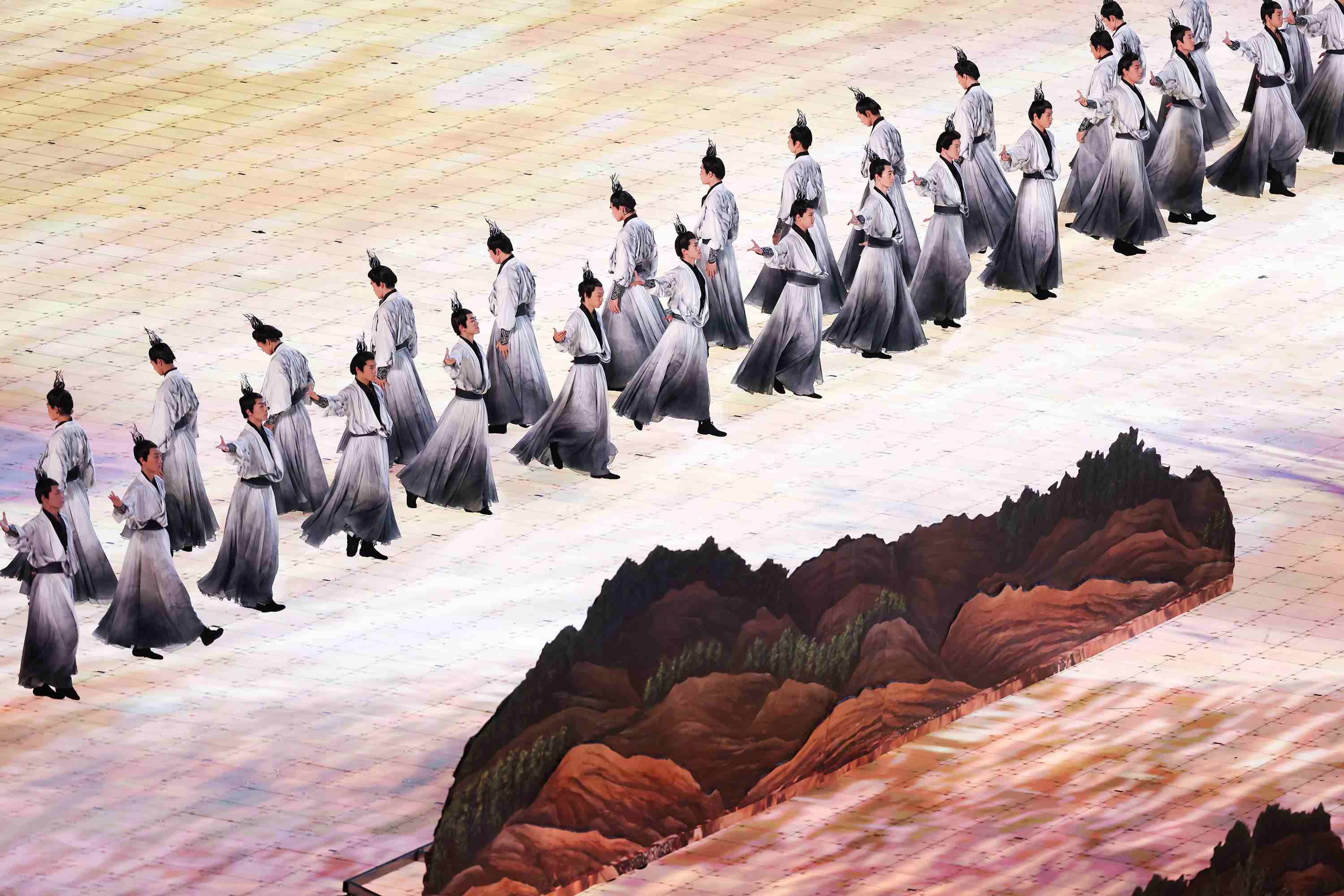 △2023年9月23日，演員在杭州第十九屆亞洲運(yùn)動會開幕式上表演。