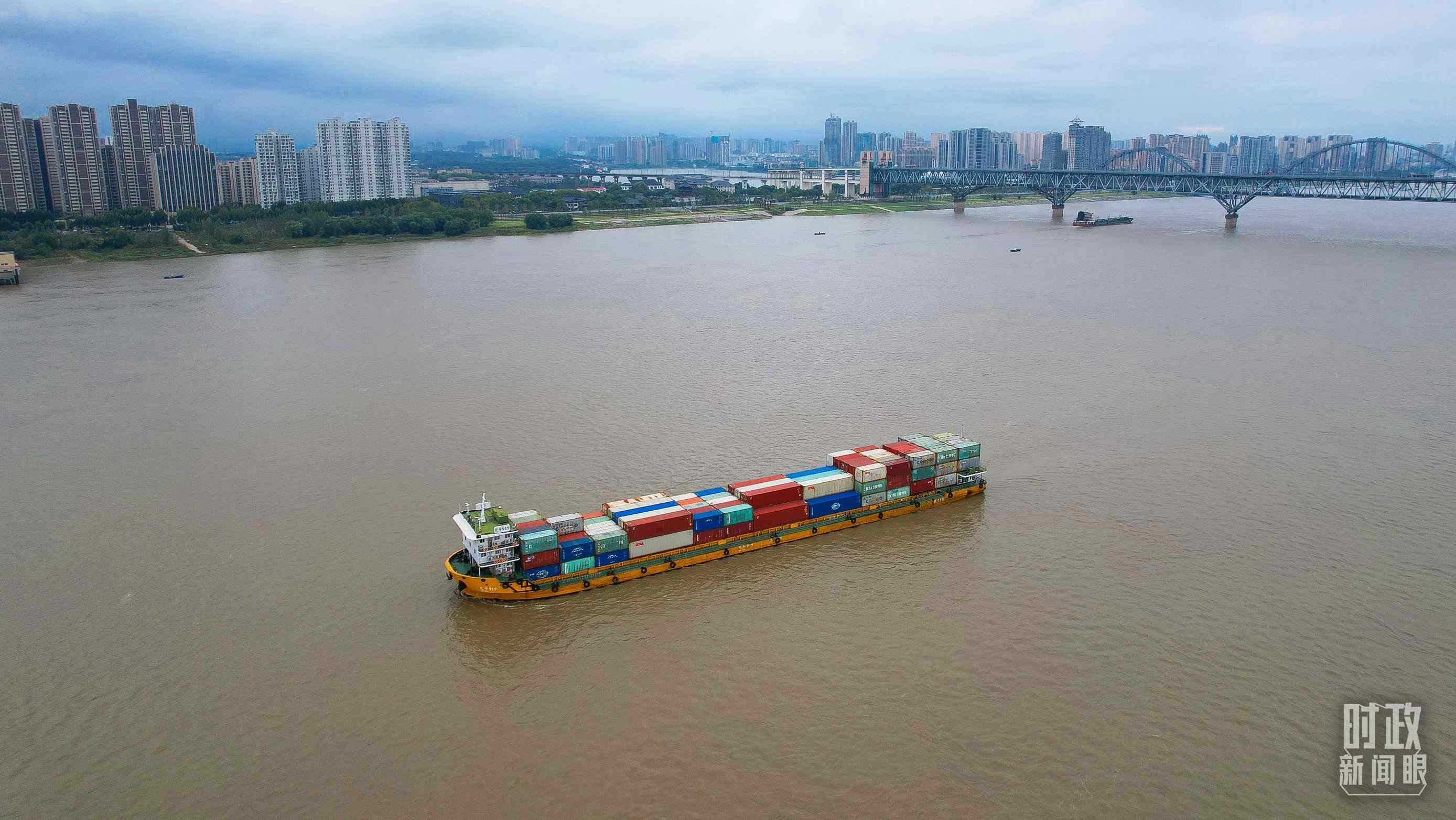 △長江九江段。（總臺央視記者范凱拍攝）
