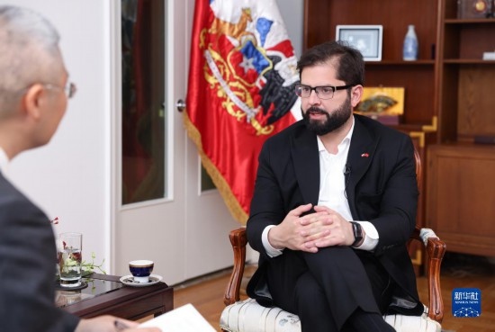 10月17日，智利總統(tǒng)博里奇在北京接受新華社記者專訪。新華社記者 呂帥 攝