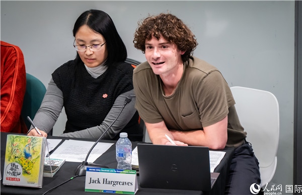 4、英國漢學家沈如風對中國文學譯作的未來充滿期待。郭錦標攝