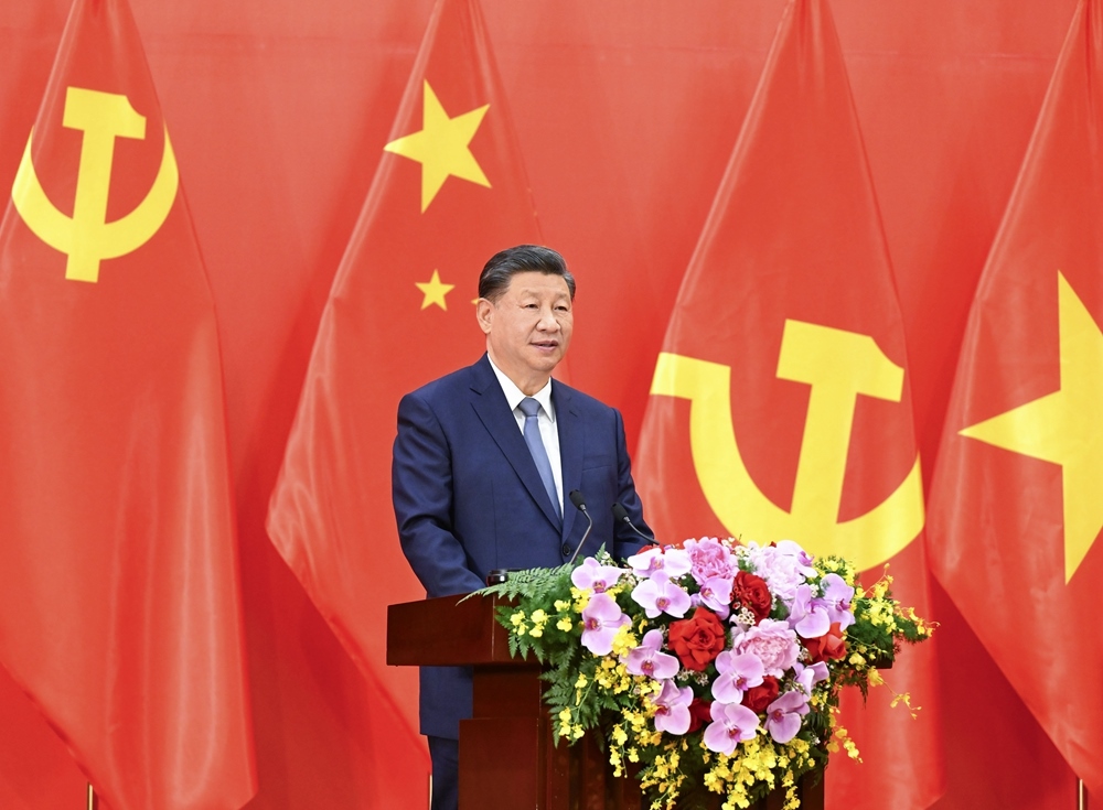 習近平總書記發(fā)表題為《賡續(xù)傳統(tǒng)友誼，開創(chuàng)中越命運共同體建設新征程》的重要講話。