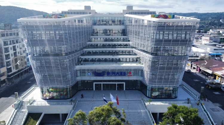 圖為中國援建薩爾瓦多國家圖書館實景。 圖片由中國援薩爾瓦多國家圖書館項目施工技術(shù)組提供