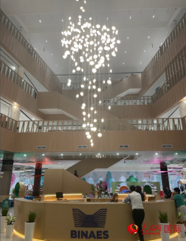 圖為中國援助薩爾瓦多國家圖書館內(nèi)景。 人民網(wǎng)記者 彭敏攝