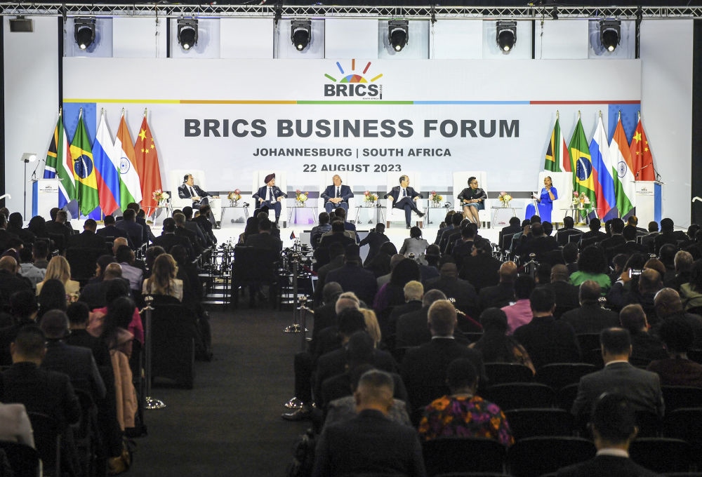 這是2023年8月22日在南非約翰內(nèi)斯堡拍攝的金磚國家工商論壇現(xiàn)場。新華社記者 李亞輝 攝