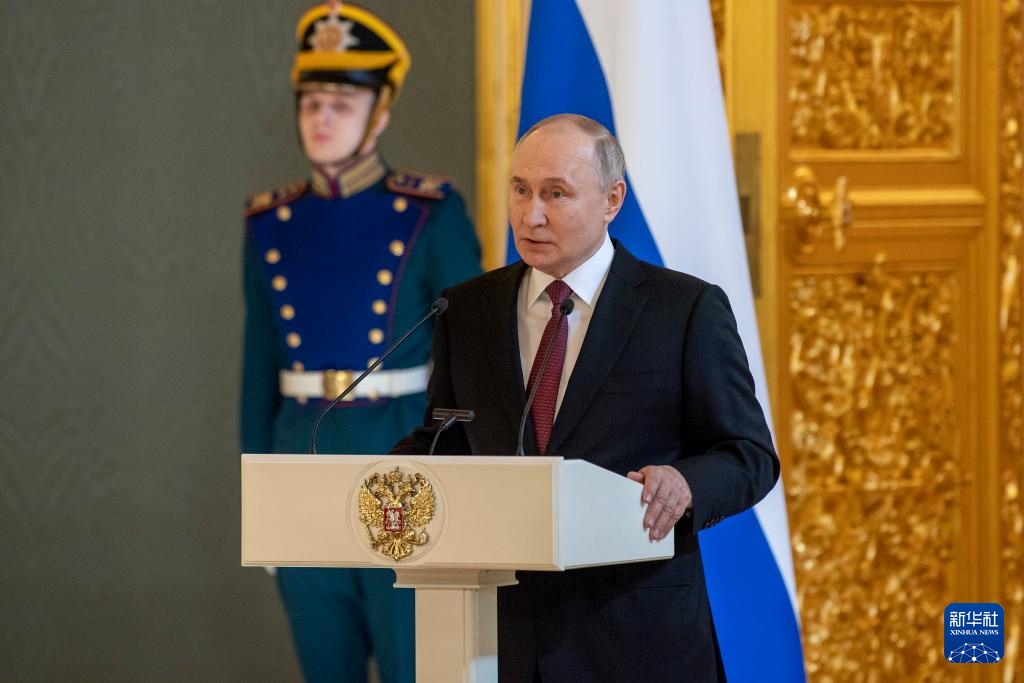 3月20日，俄羅斯總統(tǒng)普京在莫斯科克里姆林宮與其競(jìng)選團(tuán)隊(duì)代表舉行見(jiàn)面會(huì)。新華社記者 曹陽(yáng) 攝