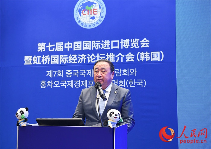 中國國際進(jìn)口博覽局黨委書記、副局長孫成海致辭。 人民網(wǎng) 程安康攝