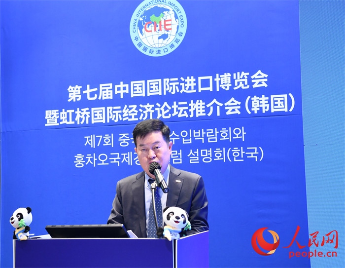 韓國貿(mào)易協(xié)會專務(wù)理事金高鉉發(fā)言。 人民網(wǎng) 程安康攝
