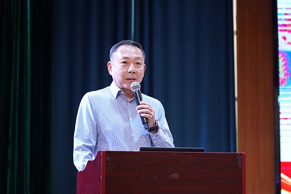 北京大鸞翔宇慈善基金會(huì)理事長、周恩來侄外孫沈清講述周恩來的讀書故事。