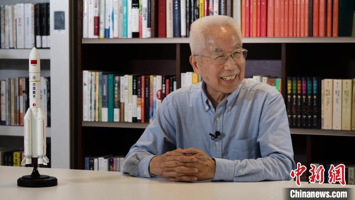 中國(guó)工程院院士龍樂(lè)豪。(中國(guó)運(yùn)載火箭技術(shù)研究院供圖)