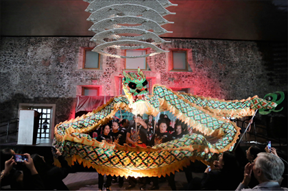 墨西哥華人社團的舞龍舞獅表演。主辦方供圖