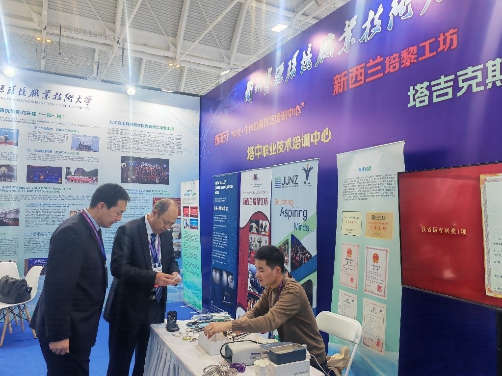 展臺現(xiàn)場。蘭州資源環(huán)境職業(yè)技術(shù)大學(xué)供圖