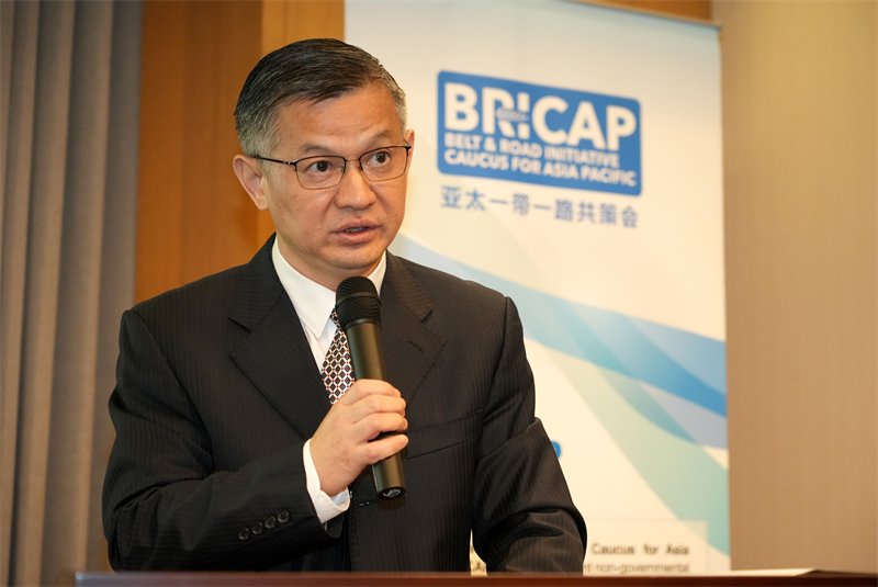 鄭學方作主旨演講。主辦方供圖