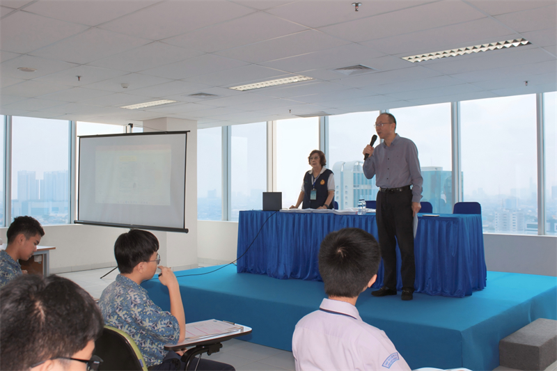 王思平參贊考前致辭。印尼雅加達(dá)華文教育協(xié)調(diào)機(jī)構(gòu)供圖