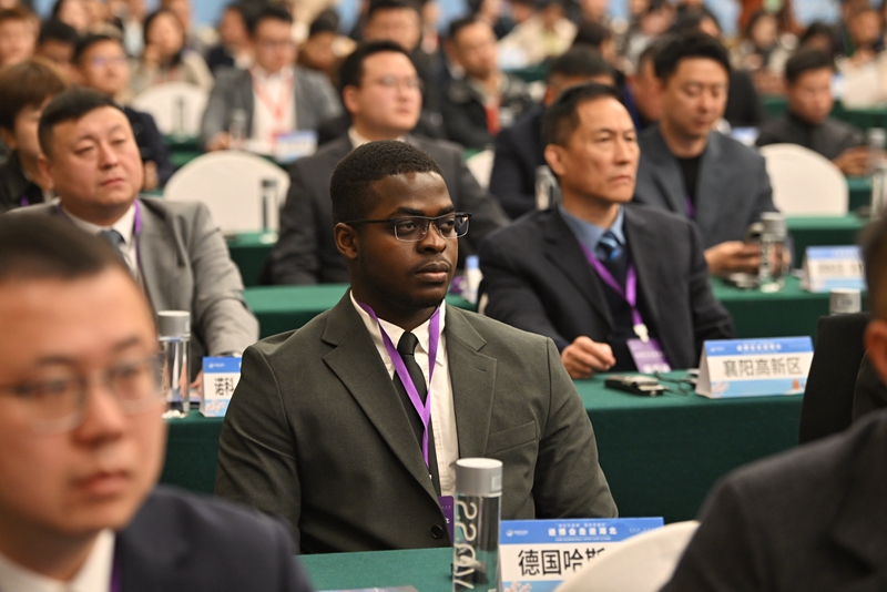 外企代表參加“進(jìn)博會(huì)走進(jìn)湖北”活動(dòng)主題推介會(huì)。人民網(wǎng)記者 翁奇羽攝