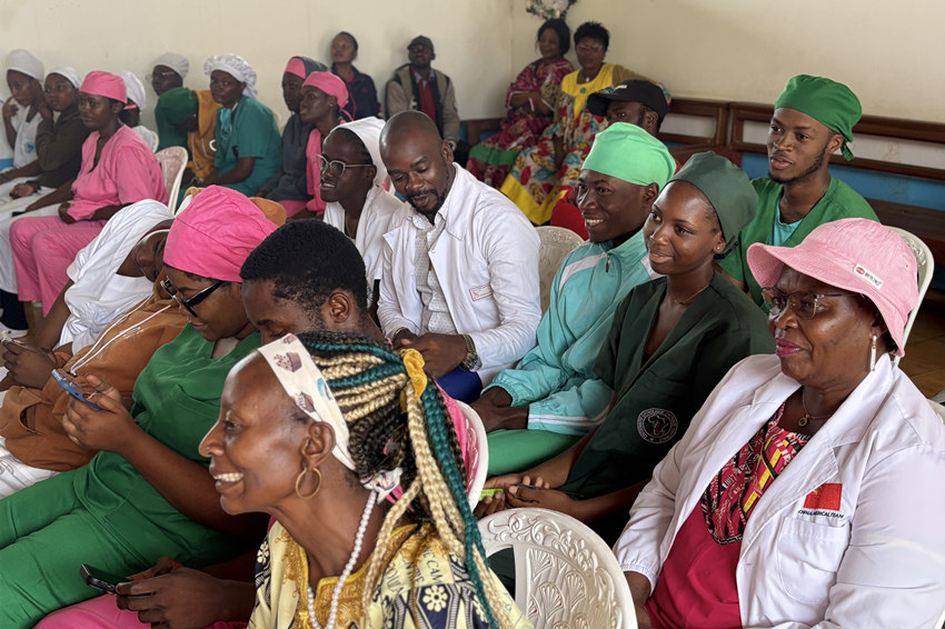 【2】圖為活動(dòng)現(xiàn)場。中國（山西）第24批援喀麥隆姆巴爾馬尤醫(yī)療隊(duì) 供圖