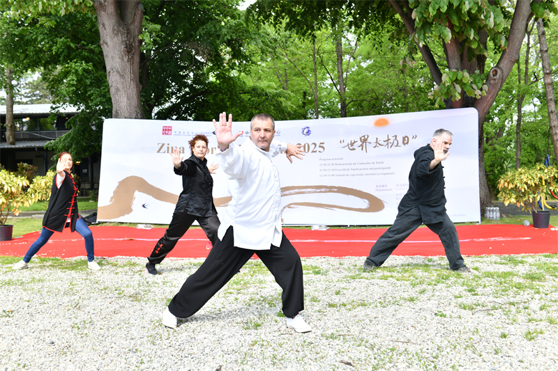 活動(dòng)現(xiàn)場(chǎng)。傅永山攝影。