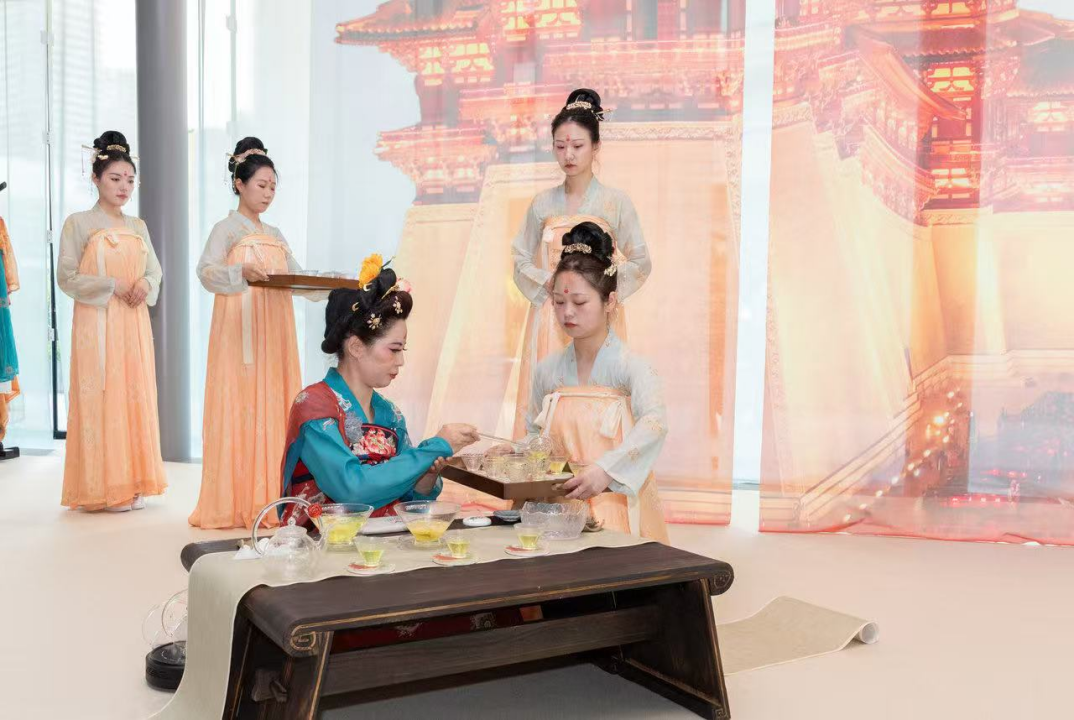 牡丹迎賓茶。中國駐大阪旅游辦事處供圖