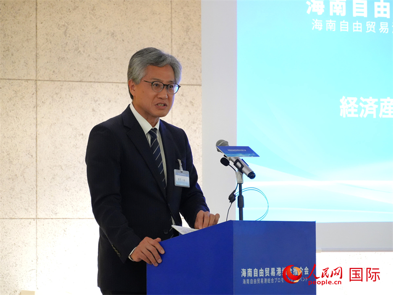 日本經(jīng)濟(jì)產(chǎn)業(yè)省通商政策局審議官田中一成致辭。人民網(wǎng) 許可攝