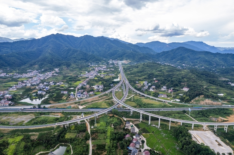 確?；緦崿F(xiàn)社會主義現(xiàn)代化取得決定性進展——寫在黨的二十屆四中全會召開之際